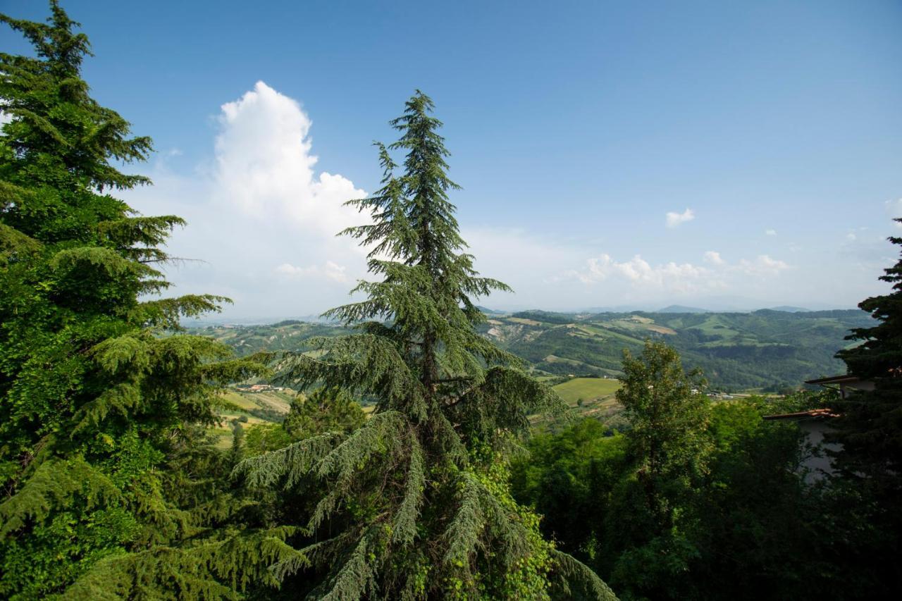 Bed and Breakfast Il Giardino Dei Frati Roncofreddo Exterior foto